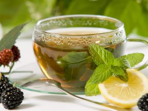 lemon-balm-herbal-tea